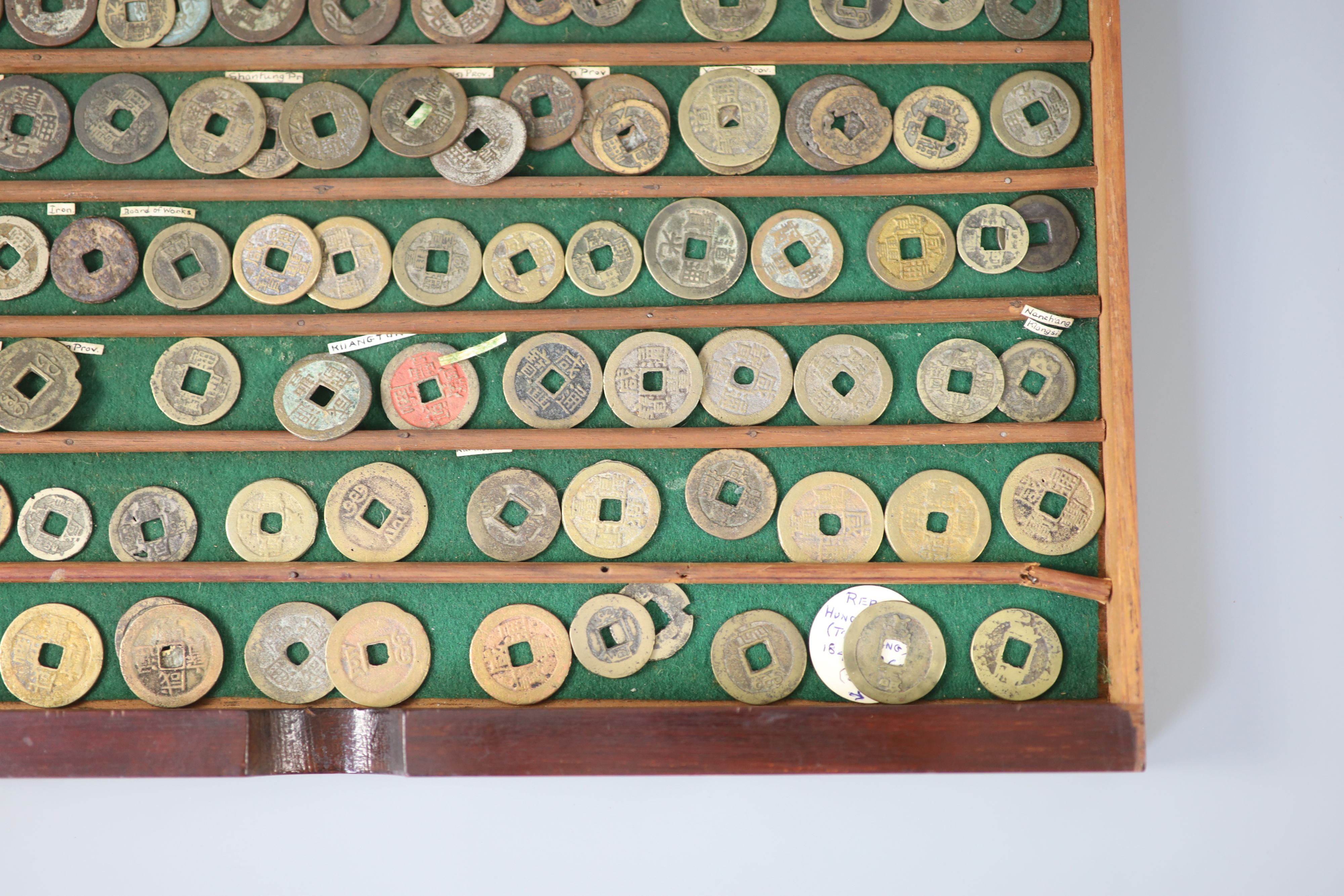 China, a large quantity bronze round coins, Qing dynasty and Taiping Rebellion,